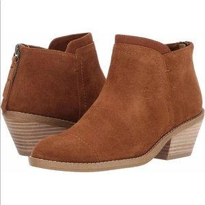 Splendid suede ankle booties
